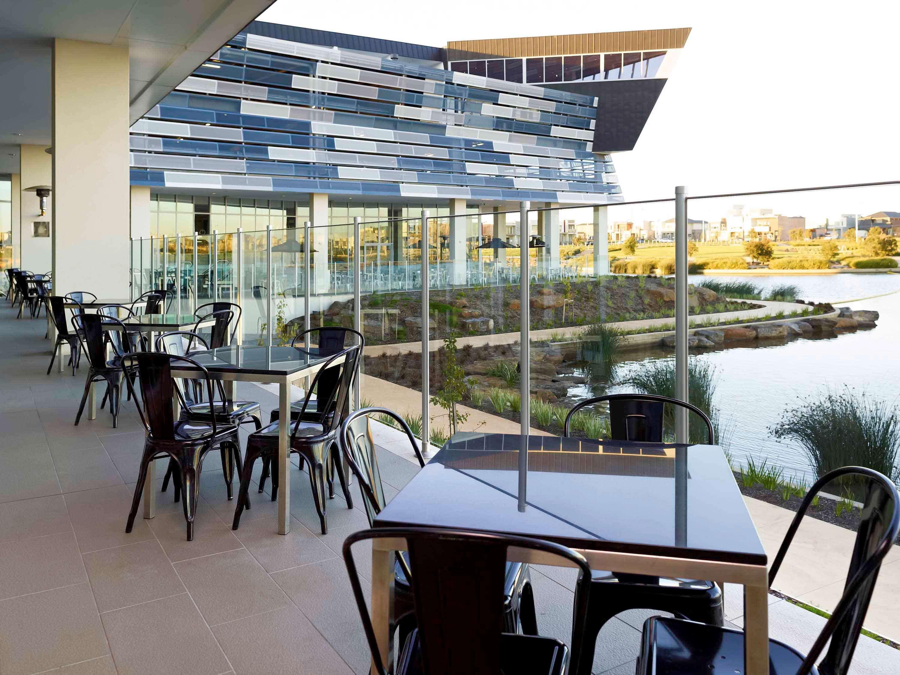 Mercure Melbourne Caroline Springs Ngoại thất bức ảnh