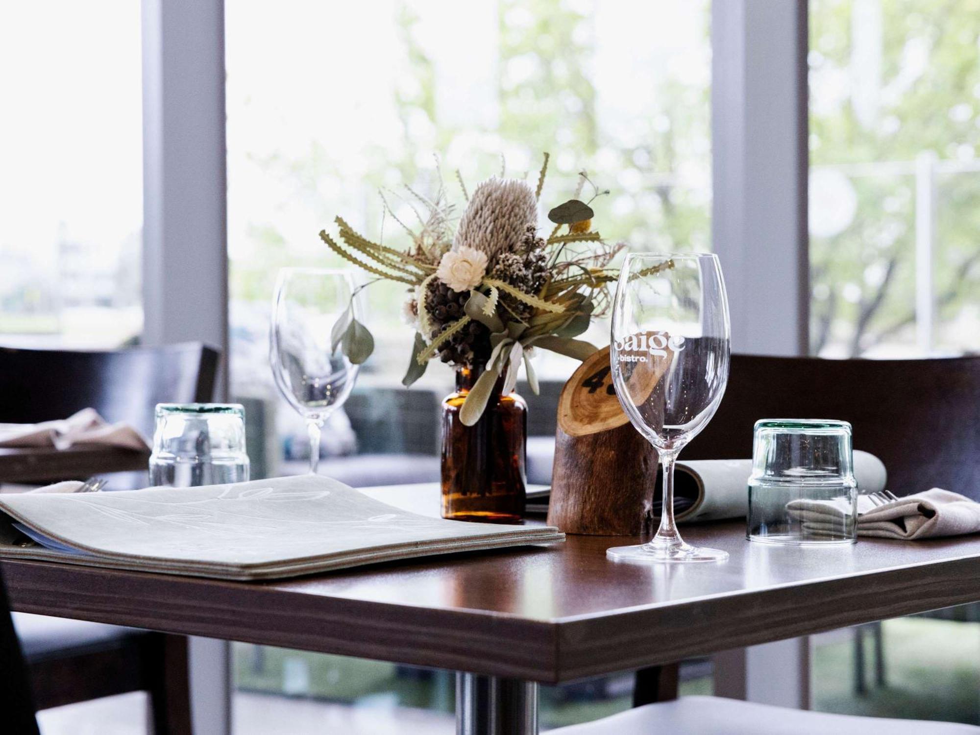 Mercure Melbourne Caroline Springs Ngoại thất bức ảnh