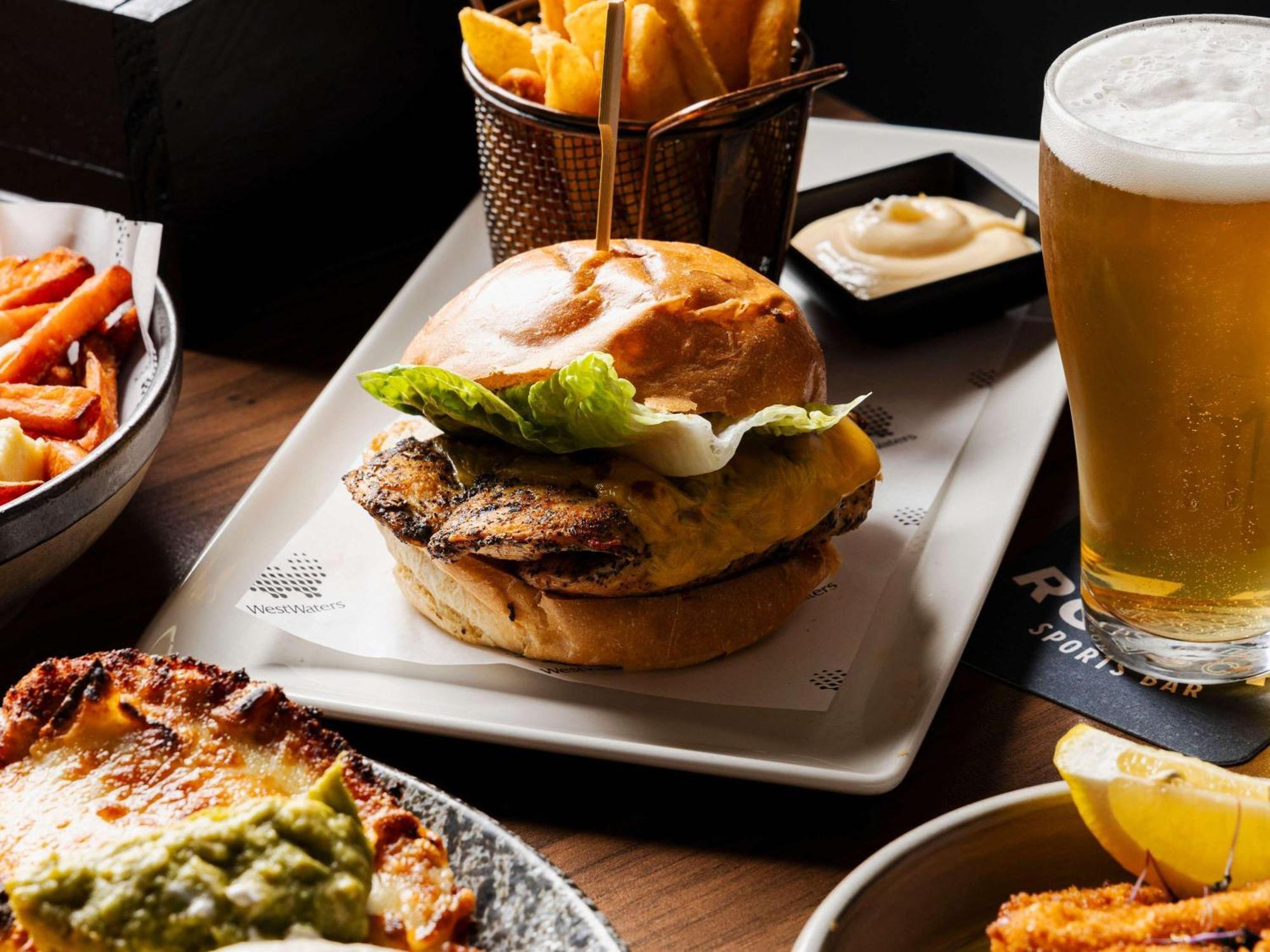 Mercure Melbourne Caroline Springs Ngoại thất bức ảnh